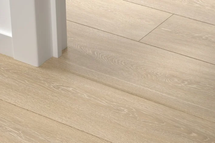 5-i-1 liste til laminatgulv - Chalked Nordic Oak, INGEN RETURRET!