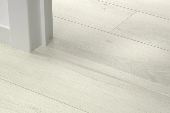 5-i-1 liste til laminatgulv - Romantic Light Grey Oak, INGEN RETURRET!