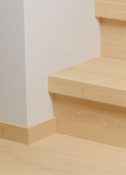 Pergo Trappeforkant laminat, Silk Oak - 59x134 mm.