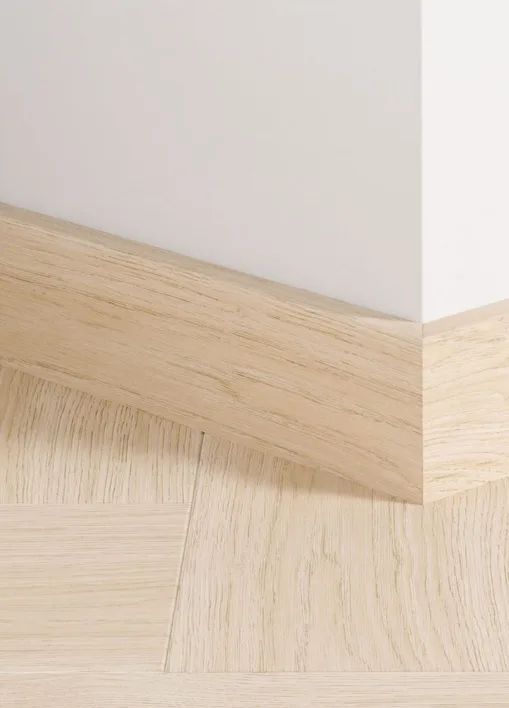 Sockellist för laminatgolv - Ivory Oak