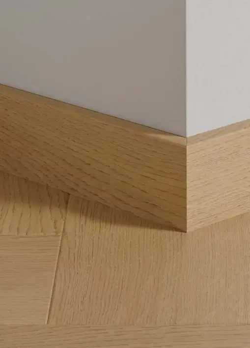 Sockelpanel för laminatgolv - Haritage Oak, INGEN RETURRÄTT!