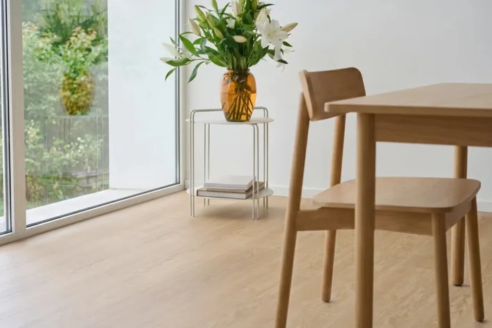 Nordheim Plank, 9588 Ljus ek