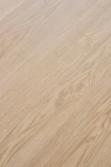 Nordheim Plank, 9588 Ljus ek