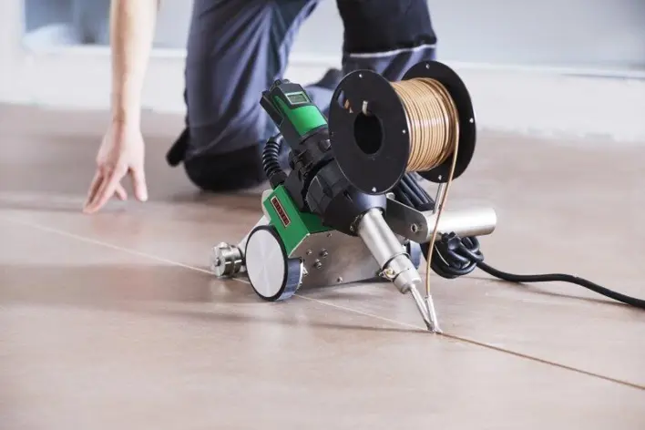 Leister Minifloor drive, Svetsautomat 230V - Svetsaren medföljer inte