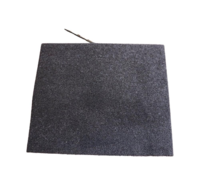 Mörkröd löpare i nålfilt