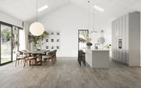 Moland Bastion Vinyl Wideplank, Grå ek, 220x1828 mm.